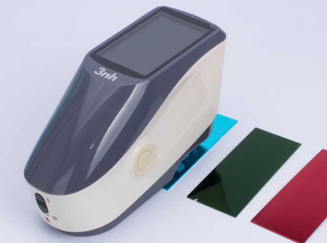 分光測色儀波長間隔和半寬帶有何不同?