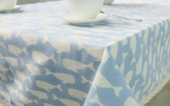 色差儀測(cè)量桌布的顏色